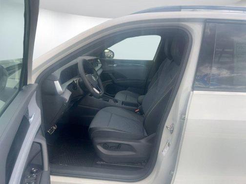 2026 Volkswagen Tiguan 2.0T SE R-Line Black 4MOTION