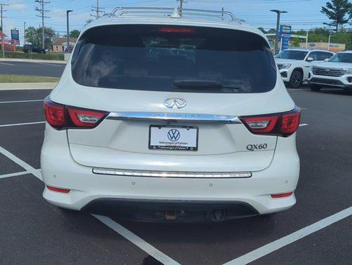 2017 INFINITI QX60 Base