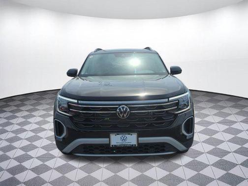 2024 Volkswagen Atlas 2.0T SE w/Technology 4MOTION