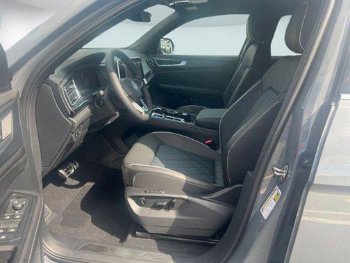 2026 Volkswagen Atlas Cross Sport 2.0T SEL Premium