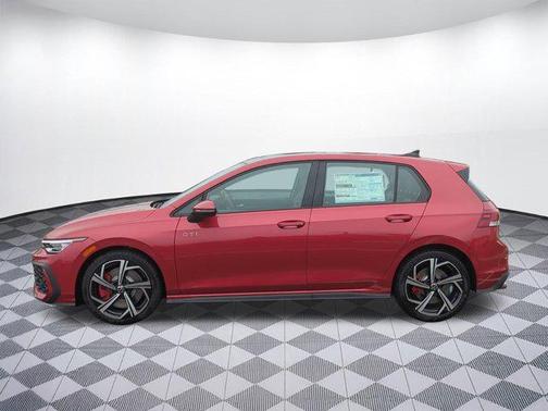 2025 Volkswagen Golf GTI 2.0T SE DSG