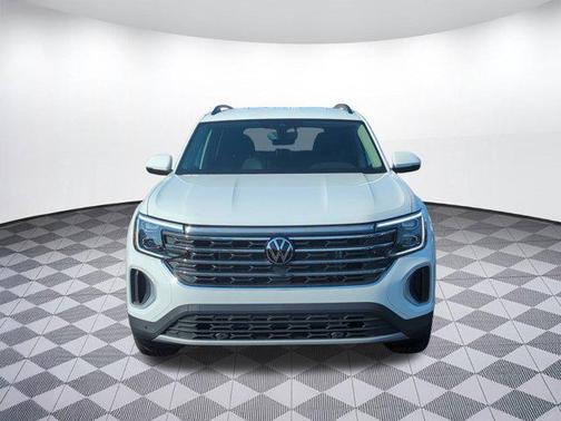 2025 Volkswagen Atlas 2.0T SE w/Technology 4MOTION