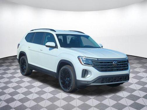 2025 Volkswagen Atlas 2.0T SE w/Technology 4MOTION