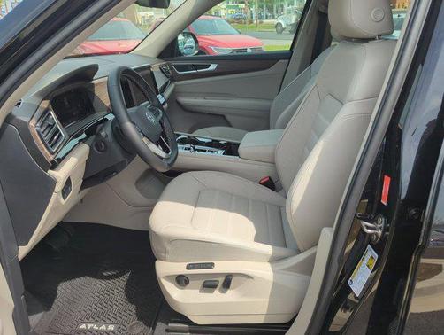 2025 Volkswagen Atlas 2.0T SEL