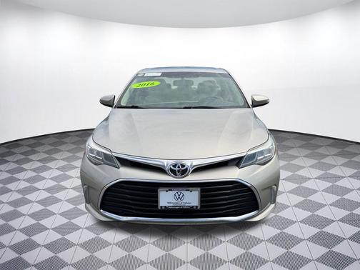 Creme Brulee Mica 2016 Toyota Avalon Touring