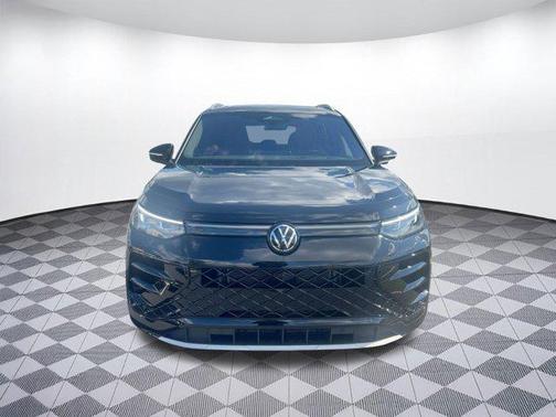 2026 Volkswagen Tiguan 2.0T SEL R-Line 4MOTION