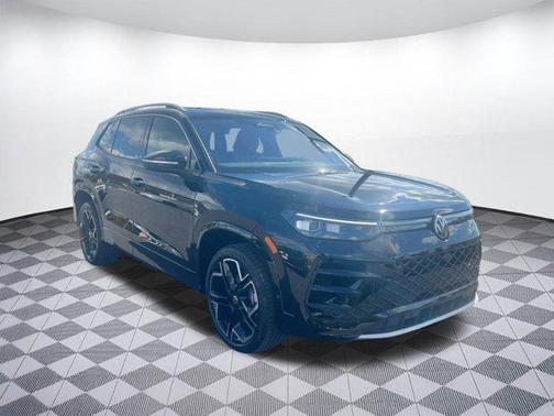 2026 Volkswagen Tiguan 2.0T SEL R-Line 4MOTION