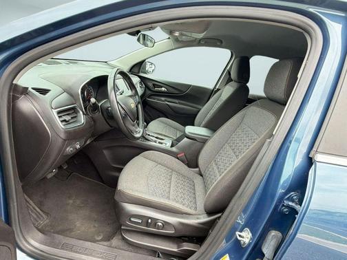 Lakeshore Blue Metallic 2024 Chevrolet Equinox 1LT