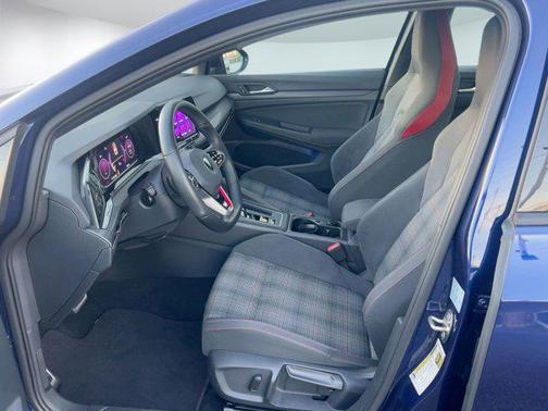 2022 Volkswagen Golf GTI 2.0T SE DSG