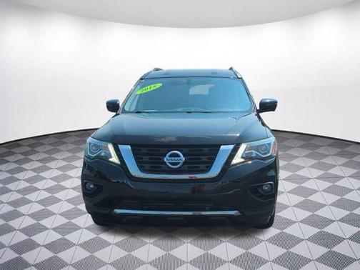 2018 Nissan Pathfinder SL