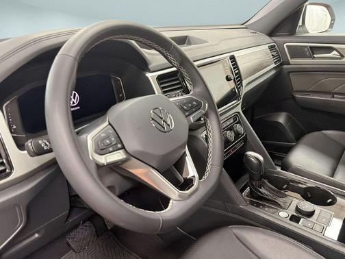 Pure White 2023 Volkswagen Atlas Cross Sport 2.0T SE w/Technology 4MOTION