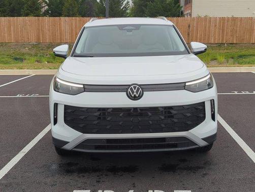 2025 Volkswagen Tiguan 2.0T SE 4MOTION