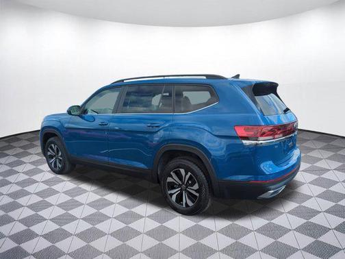 2025 Volkswagen Atlas 2.0T SE