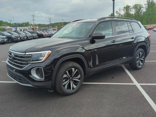 2025 Volkswagen Atlas 2.0T SE