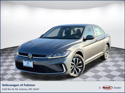 Platinum Gray Metallic exterio 2026 Volkswagen Jetta 1.4T S