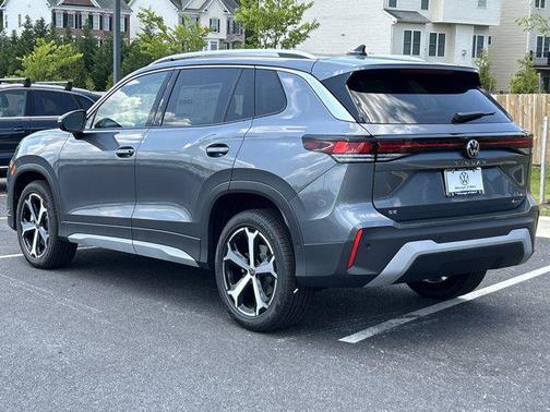 2025 Volkswagen Tiguan 2.0T SE 4MOTION
