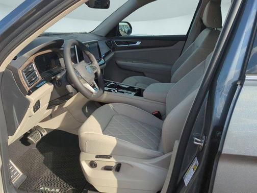 2025 Volkswagen Atlas 2.0T SEL Premium R-Line 4MOTION