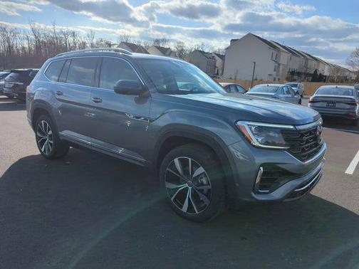 2025 Volkswagen Atlas 2.0T SEL Premium R-Line 4MOTION