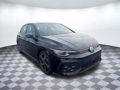2025 Volkswagen Golf GTI 2.0T SE DSG