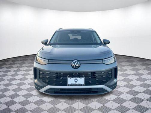 Platinum Gray Metallic 2026 Volkswagen Tiguan 2.0T SE 4MOTION