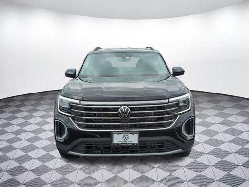 2025 Volkswagen Atlas 2.0T SE w/Technology 4MOTION