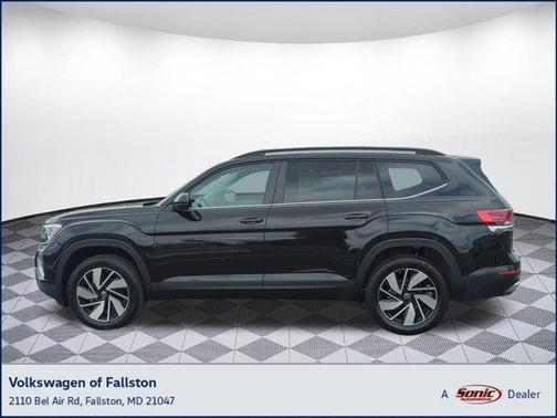 2025 Volkswagen Atlas 2.0T SE w/Technology 4MOTION