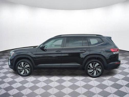 2025 Volkswagen Atlas 2.0T SE w/Technology 4MOTION