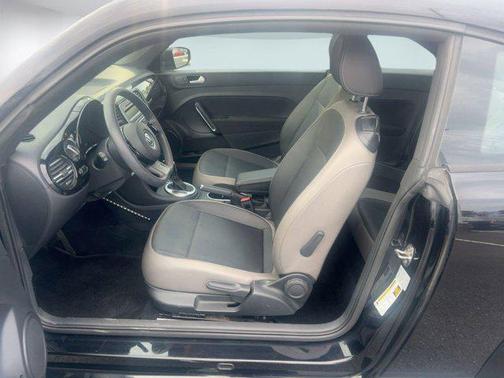2015 Volkswagen Beetle 1.8T