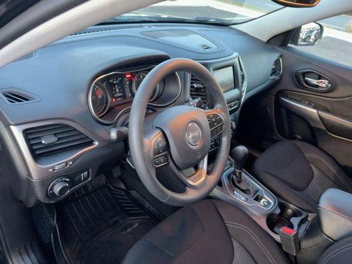 2021 Jeep Cherokee Latitude