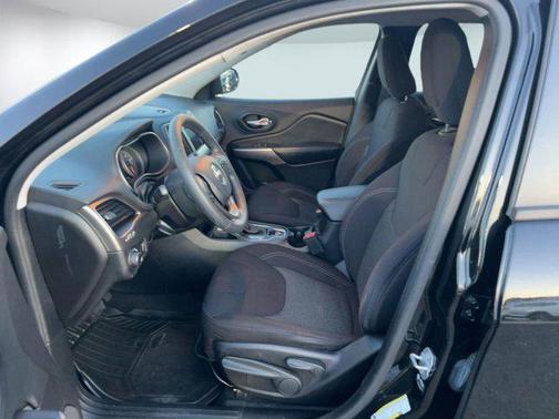 2021 Jeep Cherokee Latitude