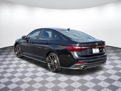 Deep Black Pearl 2025 Volkswagen Jetta GLI 2.0T Autobahn