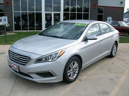 2016 Hyundai SONATA SE