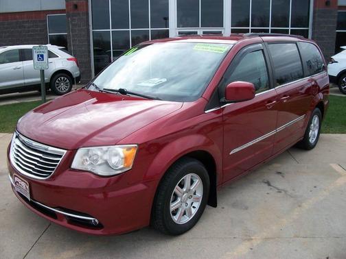 2011 Chrysler Town & Country Touring