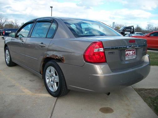 Tan 2007 Chevrolet Malibu LT