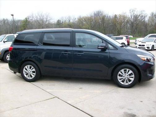 2017 Kia Sedona LX