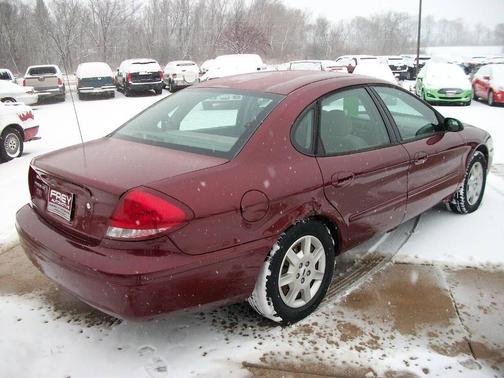 2007 Ford Taurus SE Fleet 4dr Sedan