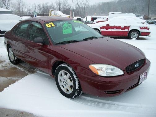 2007 Ford Taurus SE Fleet 4dr Sedan