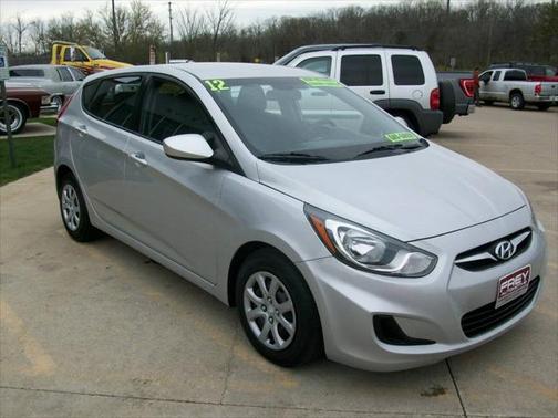2012 Hyundai Accent GS