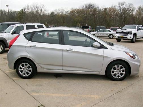 2012 Hyundai Accent GS