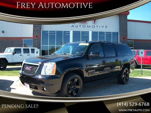 Black 2014 GMC Yukon SLT