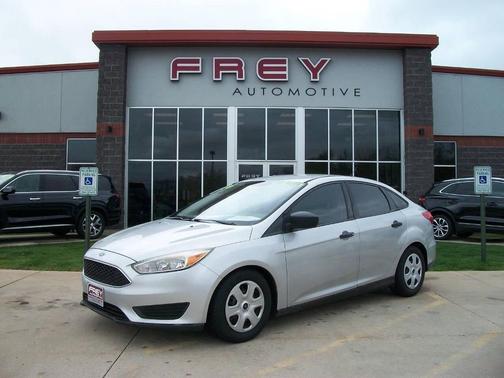 Silver 2016 Ford Focus SE