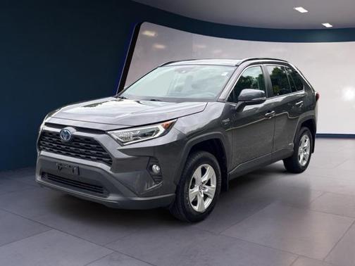 2019 Toyota RAV4 Hybrid XLE