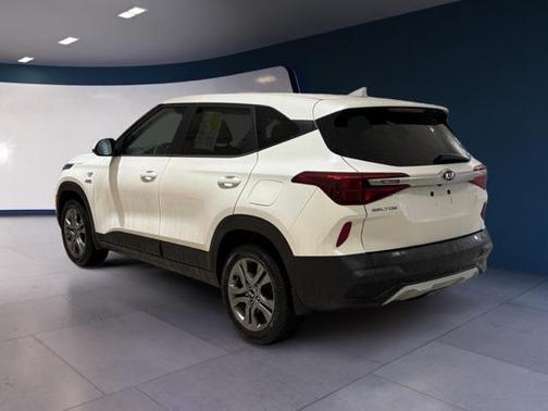 2021 Kia Seltos LX