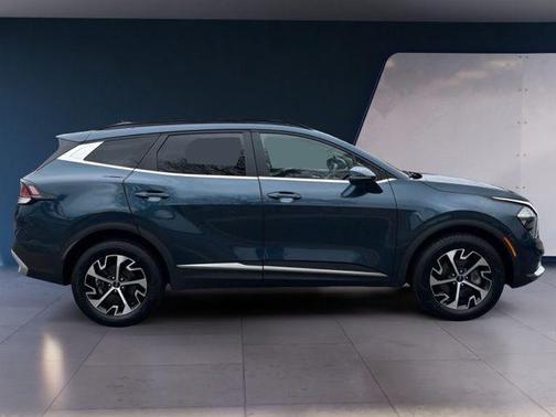 Vesta Blue 2023 Kia Sportage Hybrid EX