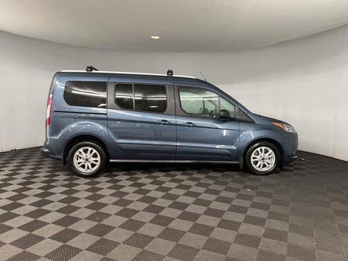 Blue Metallic 2022 Ford Transit Connect XLT w/Rear Liftgate