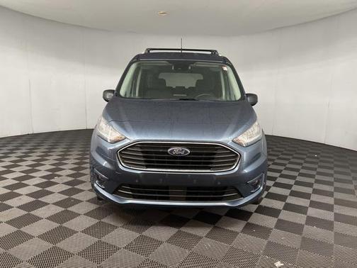 Blue Metallic 2022 Ford Transit Connect XLT w/Rear Liftgate
