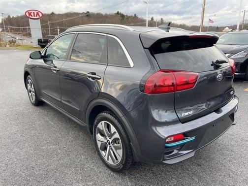 Photo 3 of 17 of 2019 Kia Niro EV EX