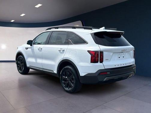 Glacial White Pearl 2022 Kia Sorento S
