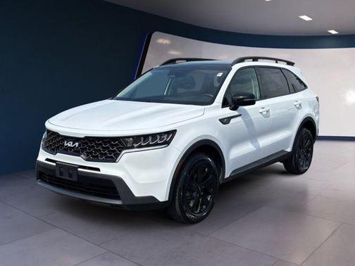 Glacial White Pearl 2022 Kia Sorento S