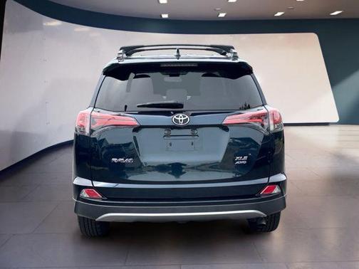 Aqua 2018 Toyota RAV4 XLE